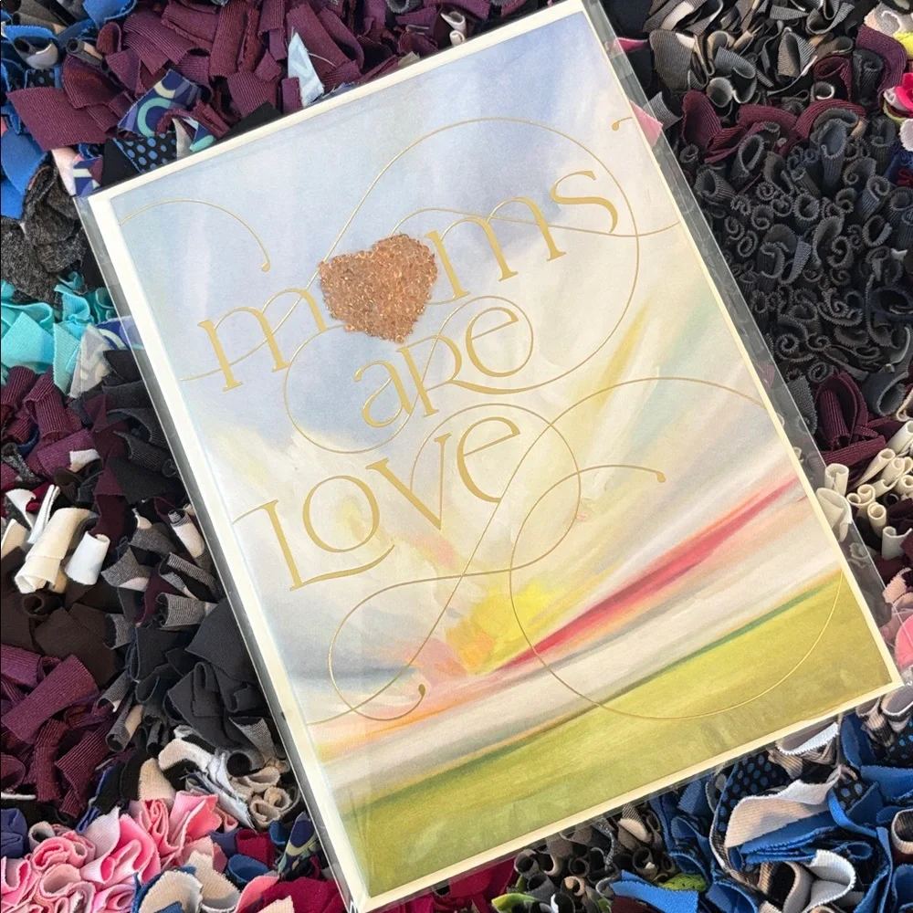 🆕Papyrus “Mom’s Are Love” Mother’s Day Greeting Card